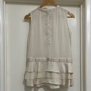 Banana Republic Elegant Cream Sleeveless Top Petite PXS